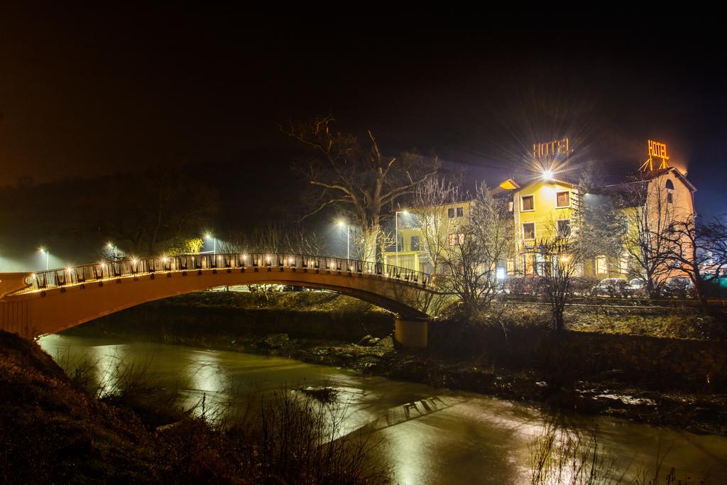 Hotel Codrisor Bistriţa Εξωτερικό φωτογραφία